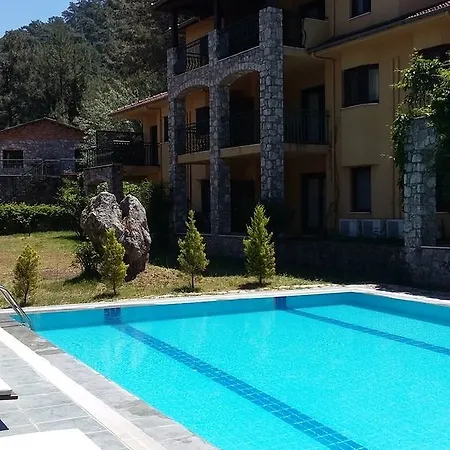 Hotel Neroli Butik 3*