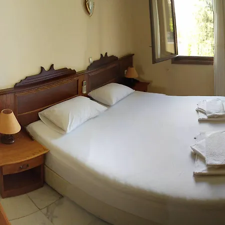 Hotel Neroli Butik 3*