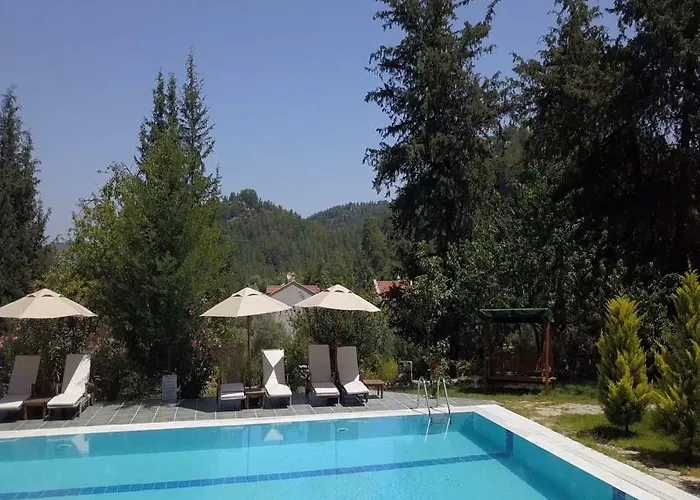 Hotel Neroli Butik 3*